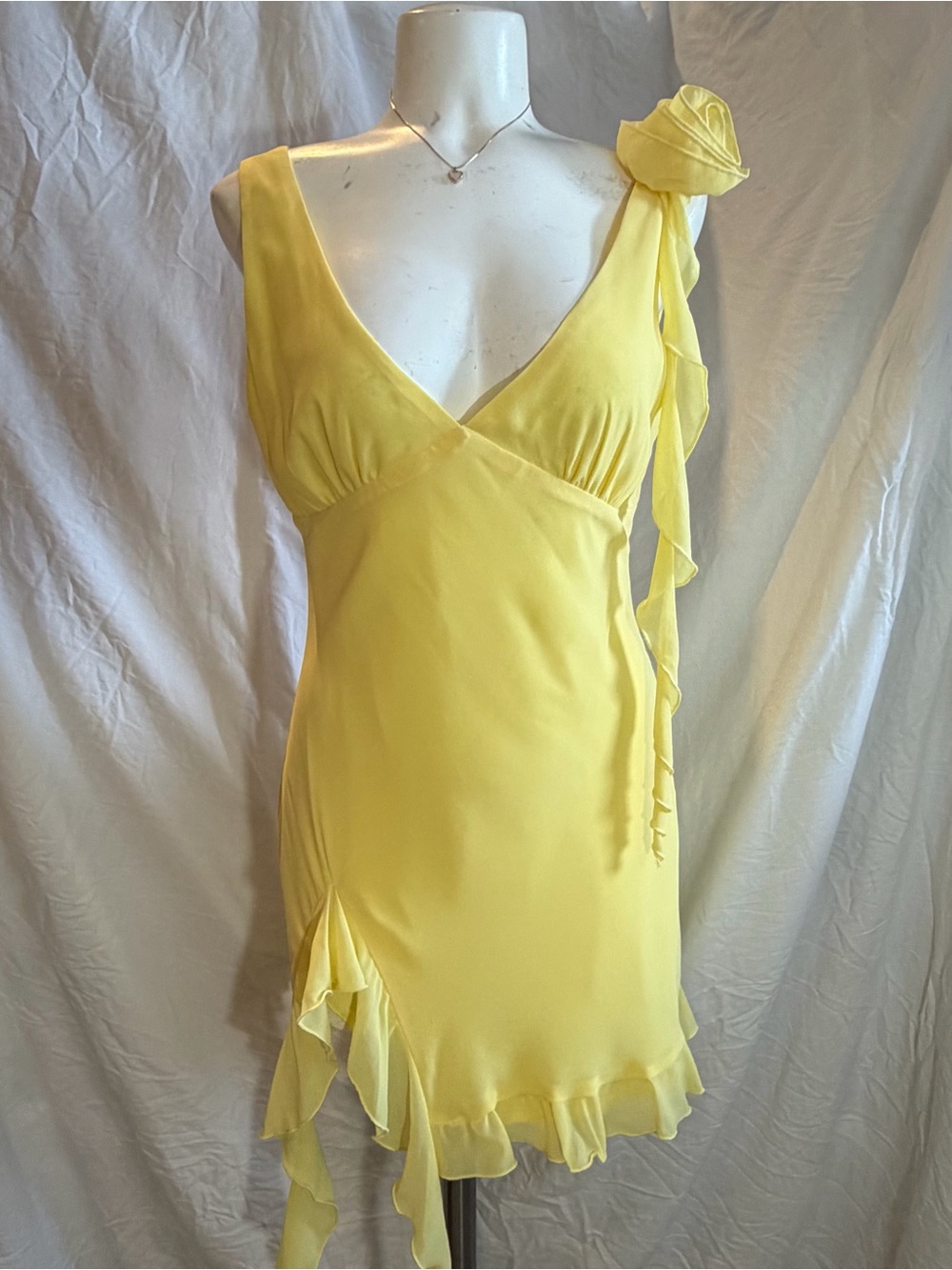 Wildfox Yellow One-Shoulder Ruffle Mini Dress - Picture 5 of 8